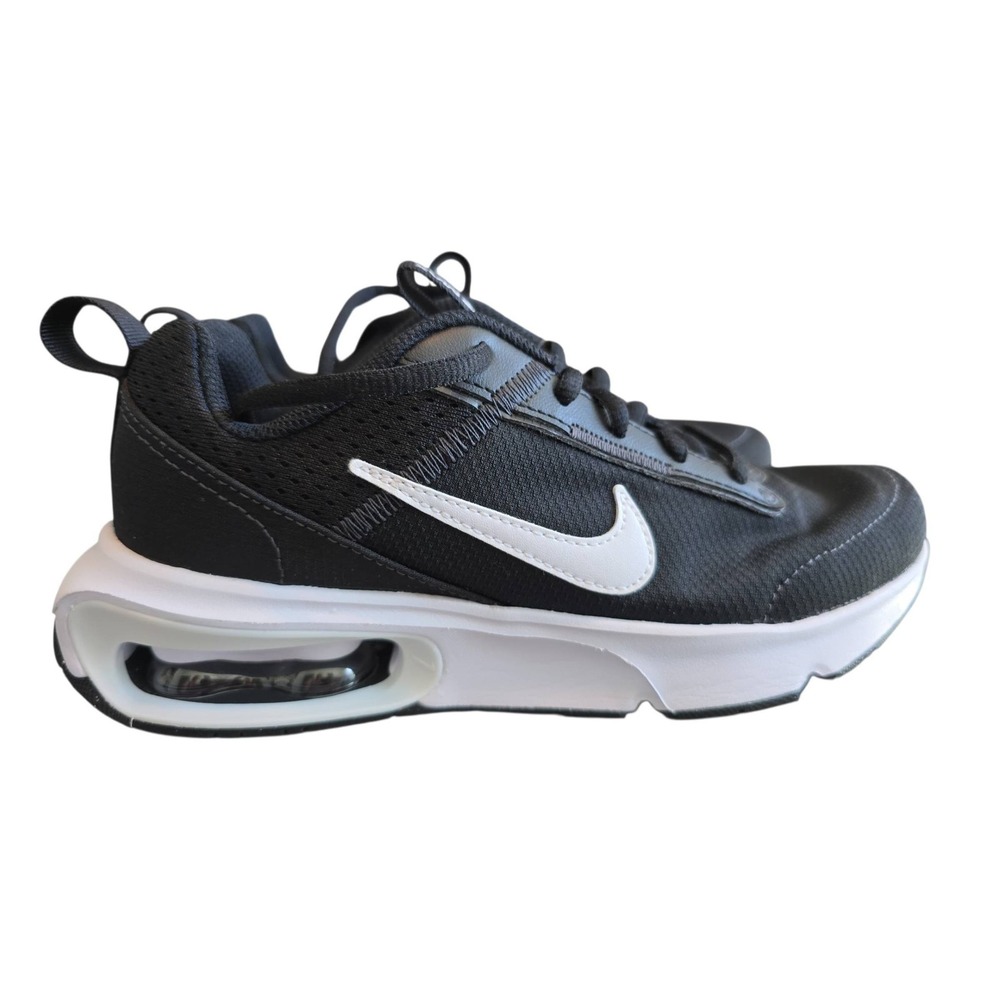 Nike Air Max INTRLK Lite Boys Sneakers DH9393-002 Size 3.5Y Black White EUC